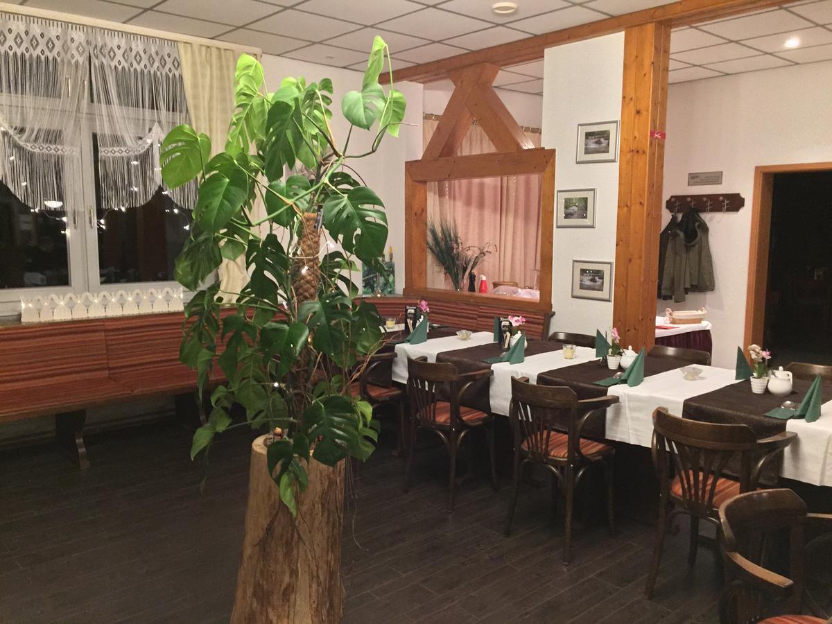 Hotel Restaurant Hohe Tanne Grossbreitenbach Eksteriør bilde