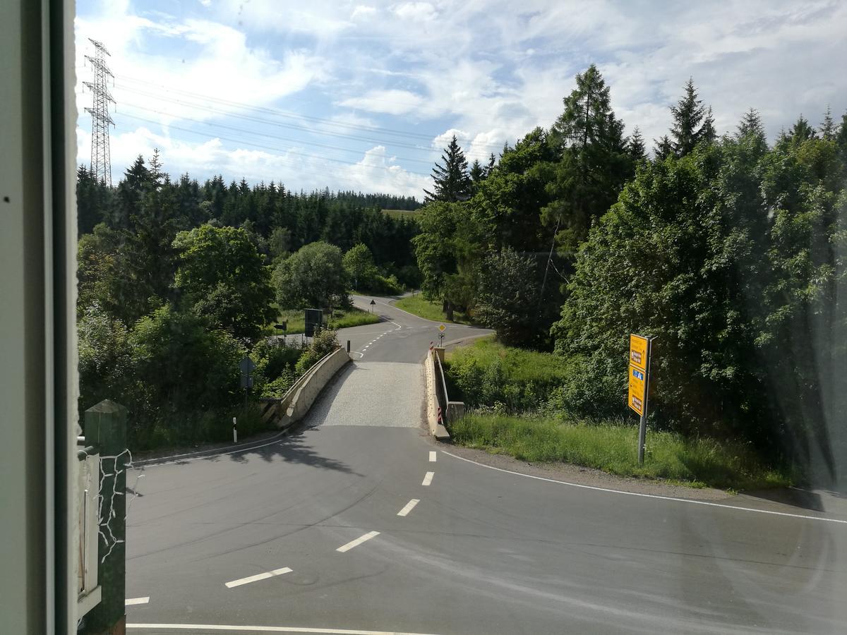 Hotel Restaurant Hohe Tanne Grossbreitenbach Eksteriør bilde